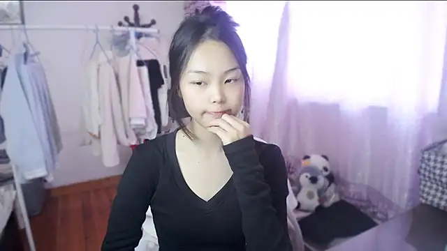 Snapshot of yao-yao_ chatting on November 25, 2025, 5:18 am yao-yao online show from November 25, 2025, 5:18 am