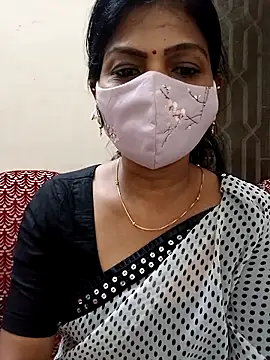 Snapshot of Rithya27 chatting on September 29, 2025, 6:24 pm Rithya27 online show from September 29, 2025, 6:24 pm