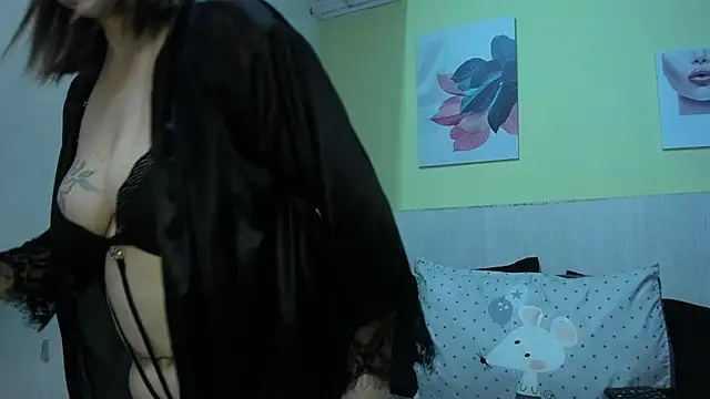 Snapshot of AtheneaArbelaez_ chatting on September 17, 2025, 12:51 pm AtheneaArbelaez online show from September 17, 2025, 12:51 pm