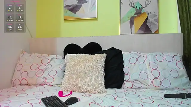 Snapshot of AtheneaArbelaez_ chatting on November 15, 2025, 1:51 pm AtheneaArbelaez online show from November 15, 2025, 1:51 pm