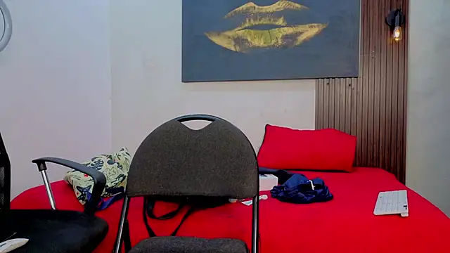 DylanGuss online show from October 12, 2025, 11:53 am