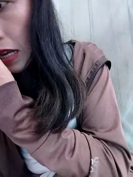 Sinejdk3 online show from October 6, 2025, 2:47 pm