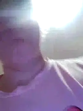 Kiss Eva online show from October 15, 2025, 5:02 pm