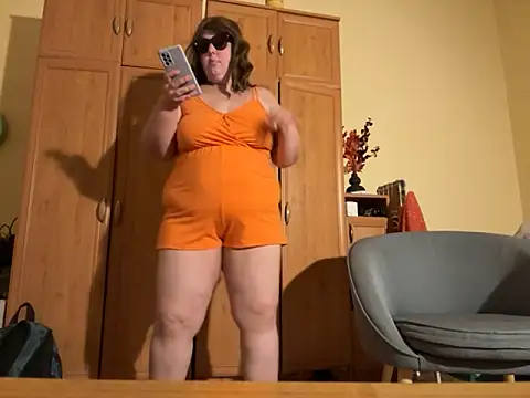 Snapshot of CherryLace04 chatting on September 23, 2025, 7:39 pm CherryLace04 online show from September 23, 2025, 7:39 pm