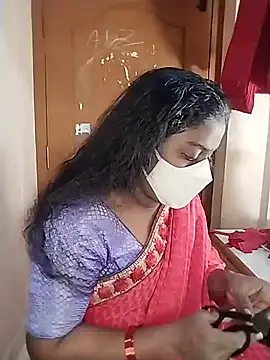 Snapshot of Megha_21 chatting on November 10, 2025, 5:17 am Megha 21 online show from November 10, 2025, 5:17 am