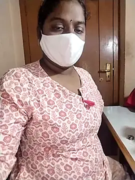 Snapshot of Megha_21 chatting on December 3, 2025, 6:32 am Megha 21 online show from December 3, 2025, 6:32 am