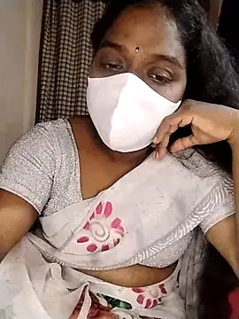 Snapshot of Megha_21 chatting on December 14, 2025, 5:18 pm Megha 21 online show from December 14, 2025, 5:18 pm