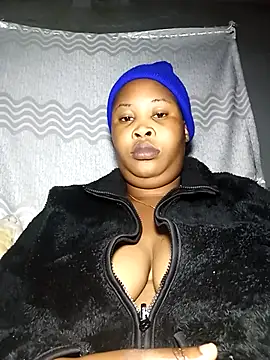 OCEANSQUITERXXX online show from October 28, 2025, 12:36 am