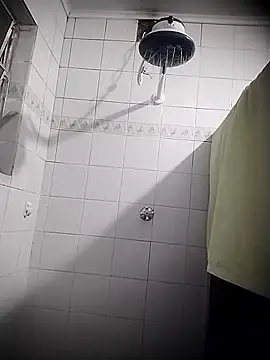 Snapshot of Gabriesex chatting on October 24, 2025, 9:44 pm Gabriesex online show from October 24, 2025, 9:44 pm