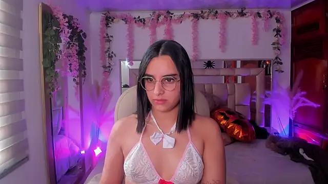 paulha miller online show from October 16, 2025, 12:50 pm