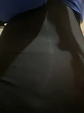 Snapshot of Cuckold-masters-dog chatting on October 25, 2025, 1:18 pm Cuckold-masters-dog online show from October 25, 2025, 1:18 pm