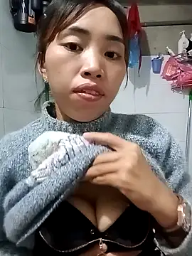 sulove xx online show from September 29, 2025, 3:44 am