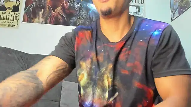  MACCARTHY TAYLOR online show from December 17, 2025, 9:21 pm