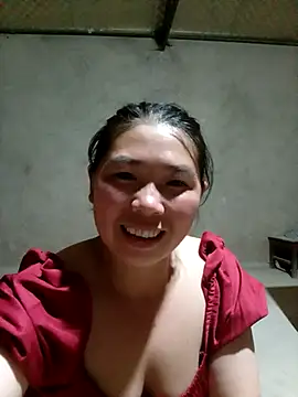 Snapshot of quynhkoolbae chatting on September 12, 2025, 12:49 pm quynhkoolbae online show from September 12, 2025, 12:49 pm