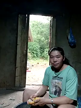 Snapshot of quynhkoolbae chatting on September 17, 2025, 11:06 pm quynhkoolbae online show from September 17, 2025, 11:06 pm