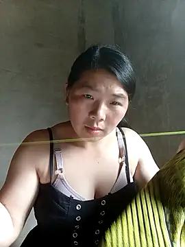 Snapshot of quynhkoolbae chatting on September 23, 2025, 2:14 am quynhkoolbae online show from September 23, 2025, 2:14 am