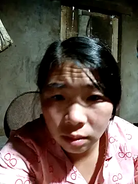 Snapshot of quynhkoolbae chatting on October 1, 2025, 11:11 pm quynhkoolbae online show from October 1, 2025, 11:11 pm