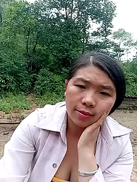 Snapshot of quynhkoolbae chatting on October 3, 2025, 1:02 am quynhkoolbae online show from October 3, 2025, 1:02 am