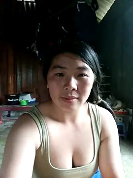 Snapshot of quynhkoolbae chatting on October 20, 2025, 1:50 am quynhkoolbae online show from October 20, 2025, 1:50 am