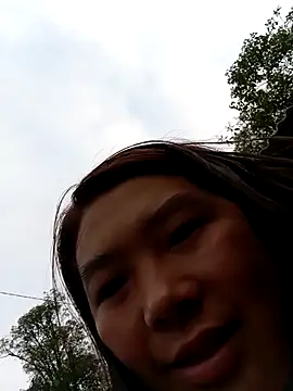 Snapshot of quynhkoolbae chatting on October 28, 2025, 11:29 pm quynhkoolbae online show from October 28, 2025, 11:29 pm