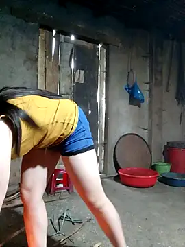 Snapshot of quynhkoolbae chatting on November 12, 2025, 4:24 am quynhkoolbae online show from November 12, 2025, 4:24 am