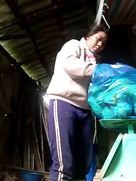 Snapshot of quynhkoolbae chatting on November 13, 2025, 1:48 am quynhkoolbae online show from November 13, 2025, 1:48 am