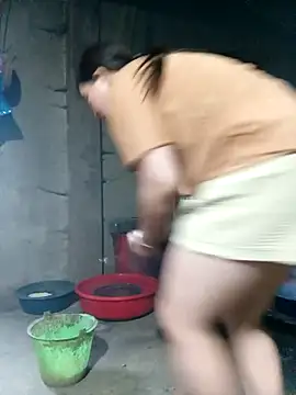 Snapshot of quynhkoolbae chatting on November 15, 2025, 11:32 pm quynhkoolbae online show from November 15, 2025, 11:32 pm