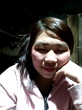 Snapshot of quynhkoolbae chatting on November 20, 2025, 2:06 pm quynhkoolbae online show from November 20, 2025, 2:06 pm