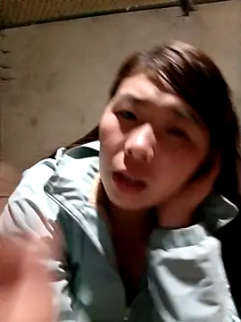 Snapshot of quynhkoolbae chatting on November 26, 2025, 1:01 pm quynhkoolbae online show from November 26, 2025, 1:01 pm