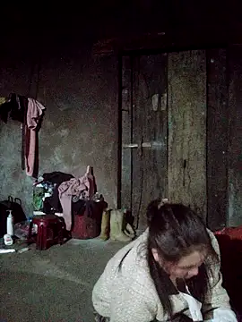 Snapshot of quynhkoolbae chatting on December 1, 2025, 12:21 pm quynhkoolbae online show from December 1, 2025, 12:21 pm