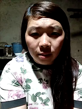 Snapshot of quynhkoolbae chatting on December 4, 2025, 12:09 am quynhkoolbae online show from December 4, 2025, 12:09 am