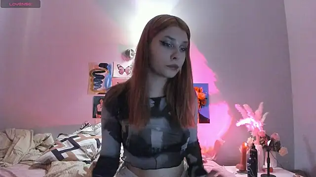 Snapshot of VelvetBlitz chatting on September 15, 2025, 2:50 pm VelvetBlitz online show from September 15, 2025, 2:50 pm