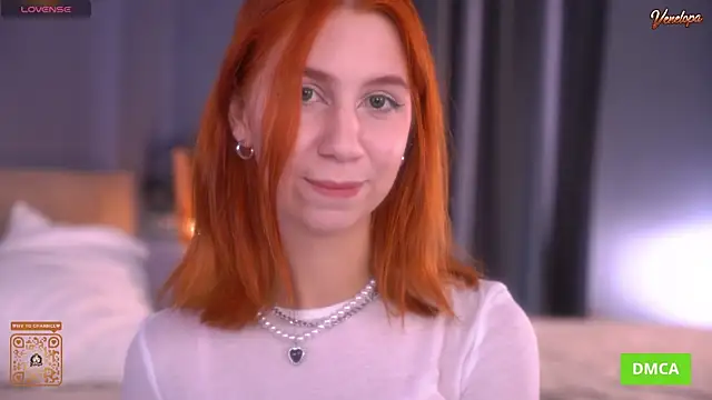 Snapshot of Venelopa chatting on November 6, 2025, 3:57 pm Venelopa online show from November 6, 2025, 3:57 pm