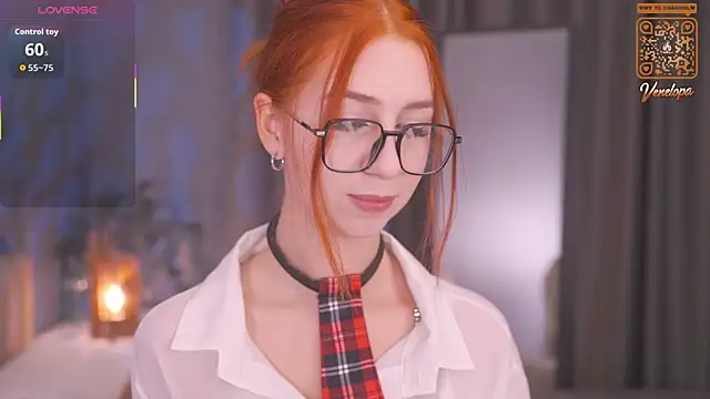 Snapshot of Venelopa chatting on November 21, 2025, 3:11 pm Venelopa online show from November 21, 2025, 3:11 pm