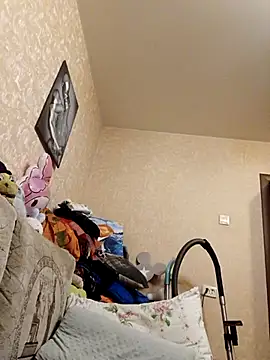 ivorywhisper online show from September 21, 2025, 5:36 pm