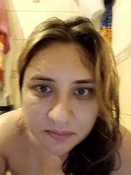 ivorywhisper online show from October 1, 2025, 3:51 pm