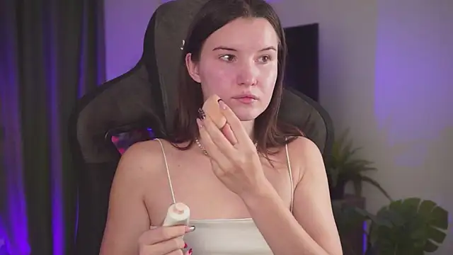 Snapshot of AgataWillis chatting on September 30, 2025, 7:46 am AgataWillis online show from September 30, 2025, 7:46 am