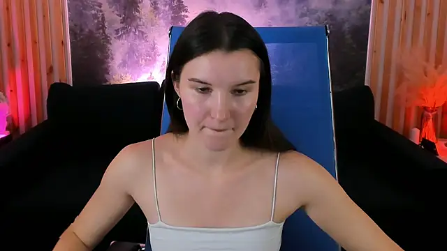 Snapshot of AgataWillis chatting on October 17, 2025, 9:56 am AgataWillis online show from October 17, 2025, 9:56 am