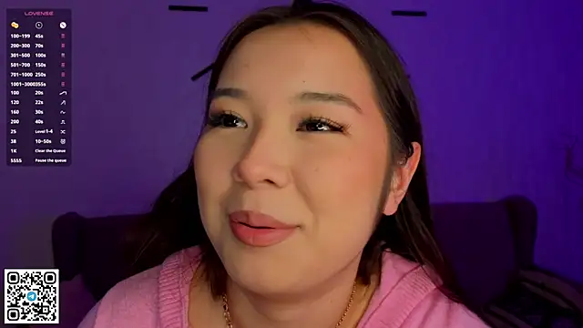 AlberthaEscue online show from November 4, 2025, 4:11 am