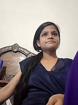 Komal0099 online show from October 4, 2025, 2:59 pm