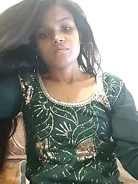 Komal0099 online show from October 27, 2025, 2:59 am