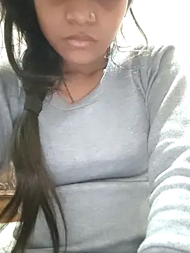 Komal0099 online show from December 17, 2025, 3:23 am