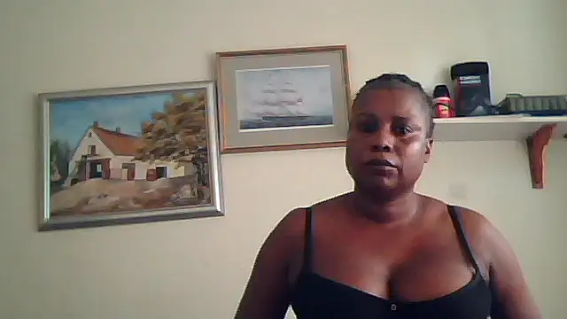 Snapshot of Missparis chatting on September 21, 2025, 10:28 am Missparis online show from September 21, 2025, 10:28 am