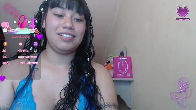 catalina saenz19 online show from October 28, 2025, 11:51 pm