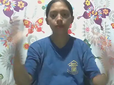 Snapshot of preggymom19 chatting on October 10, 2025, 11:26 pm preggymom19 online show from October 10, 2025, 11:26 pm