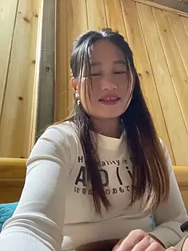 Snapshot of phungtiti chatting on November 15, 2025, 1:47 am phungtiti online show from November 15, 2025, 1:47 am