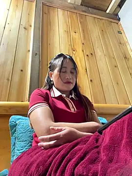 Snapshot of phungtiti chatting on November 26, 2025, 12:28 pm phungtiti online show from November 26, 2025, 12:28 pm