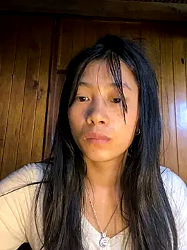 EmLy02 online show from September 12, 2025, 5:40 am