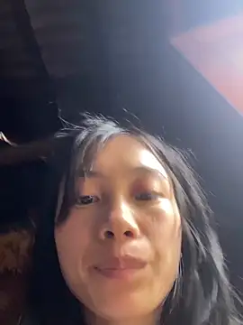 EmLy02 online show from September 14, 2025, 8:35 am