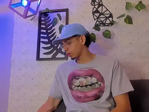 nicolai drake online show from October 12, 2025, 11:48 pm